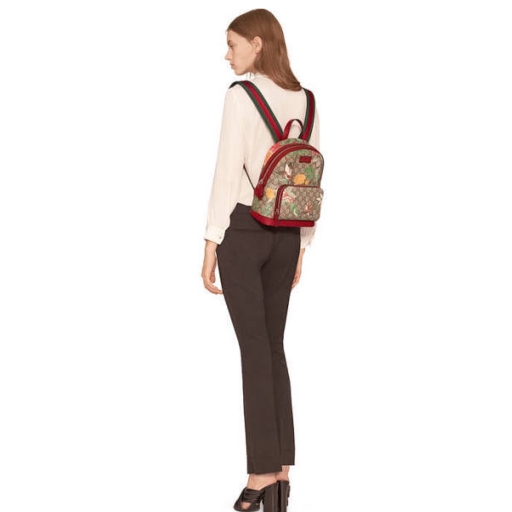 Gently used, like new, real, trendy Gucci Tian GG Supreme backpack! Well-kept!